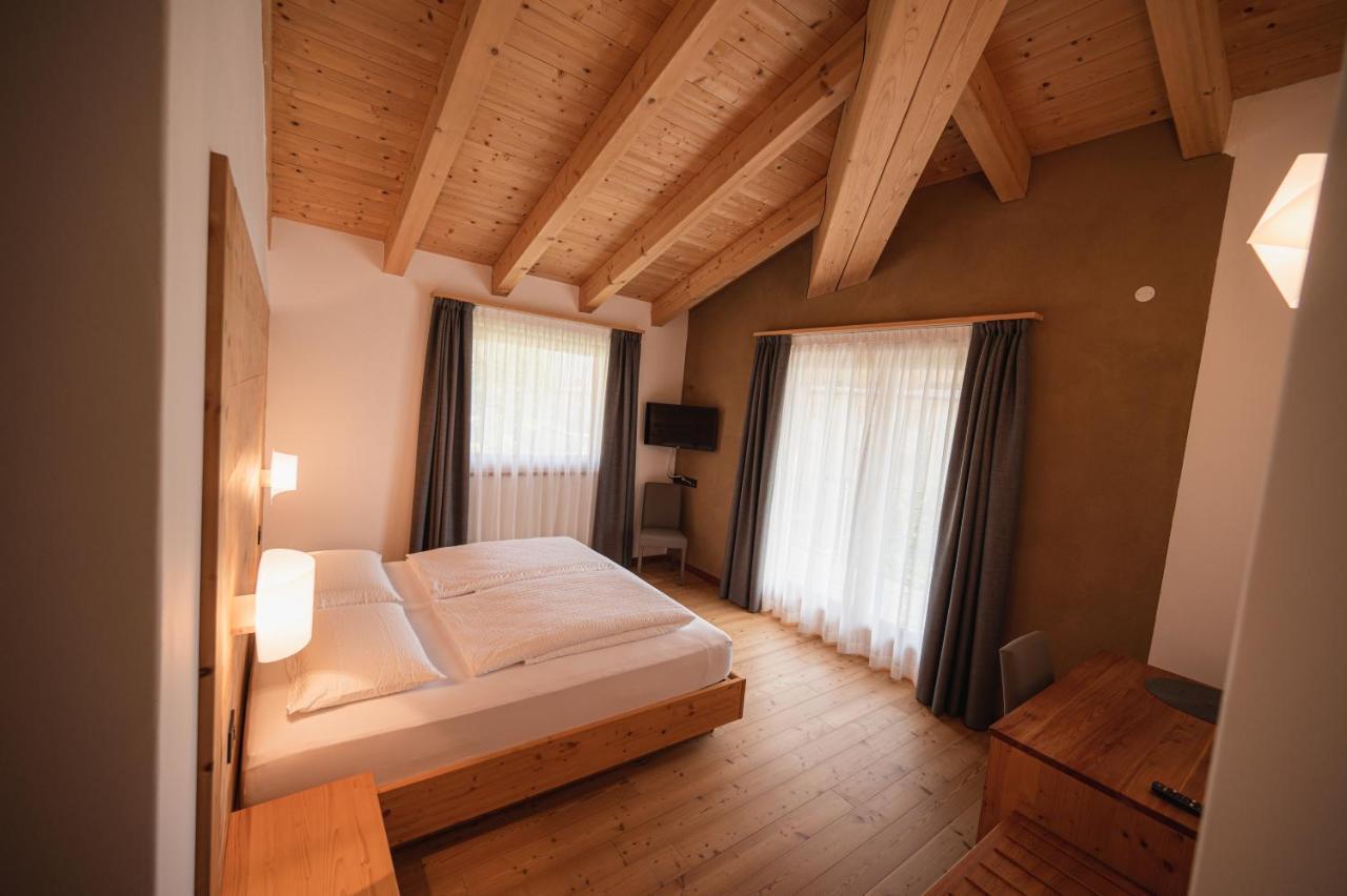 Garni Tuttotondo Hotel Levico Terme Room photo